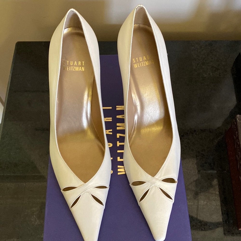 Stuart Weitzman pearl white heels